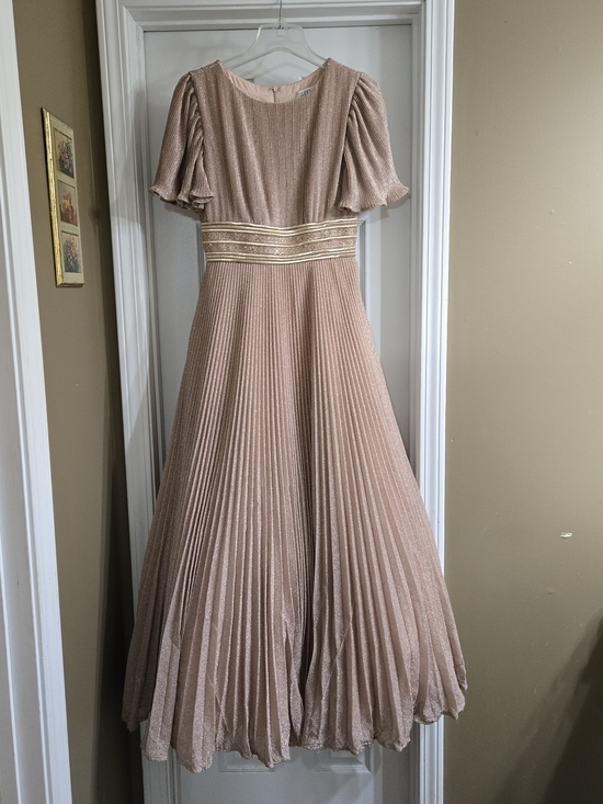 Ieena For Mac Duggal Dresses & Skirts - Ieena For Mac Duggal Gold Shimmer Formal Gown Size 4